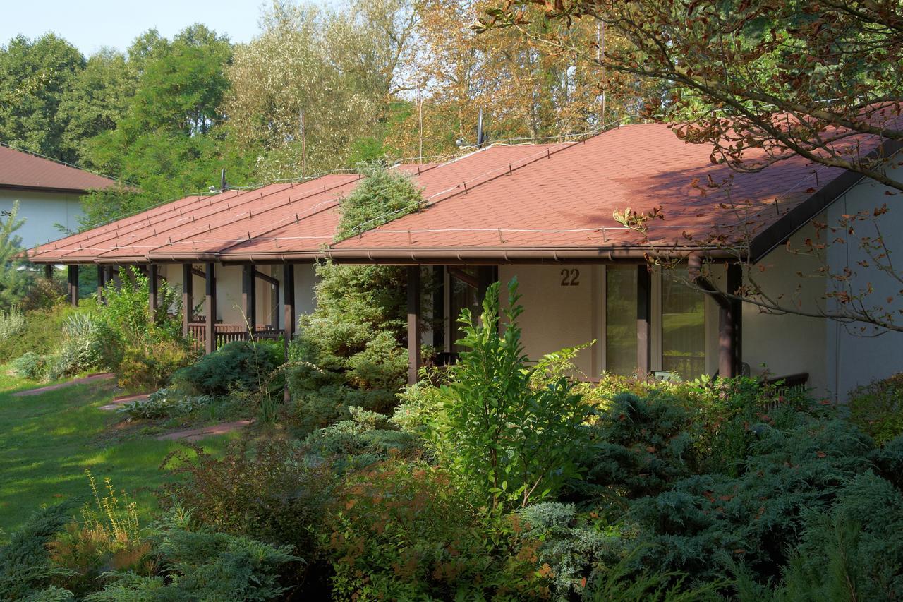 Hotel Lipowy Przyladek - Szkolenia I Wypoczynek Serock Esterno foto