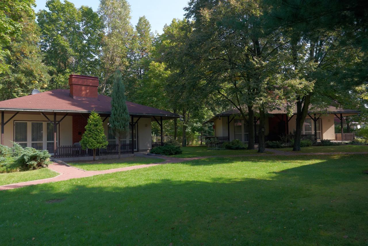 Hotel Lipowy Przyladek - Szkolenia I Wypoczynek Serock Esterno foto