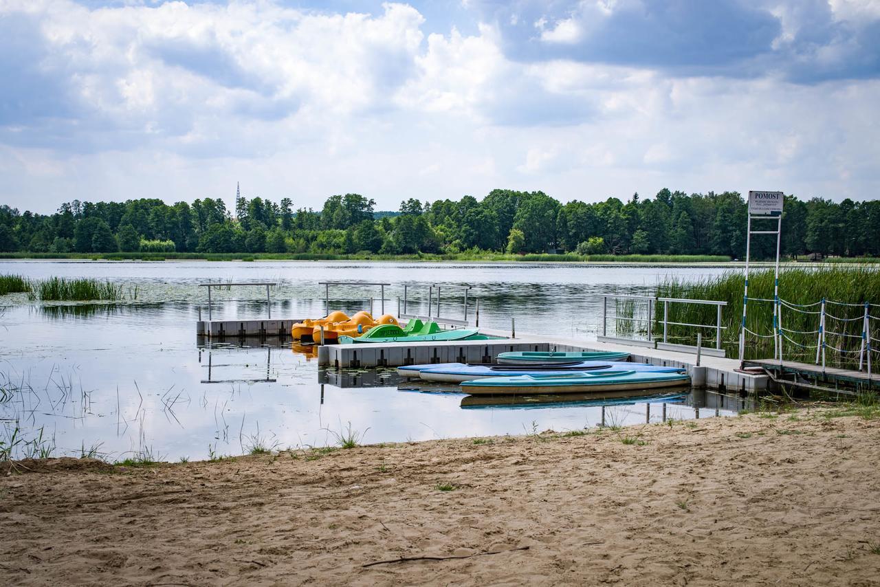 Hotel Lipowy Przyladek - Szkolenia I Wypoczynek Serock Esterno foto